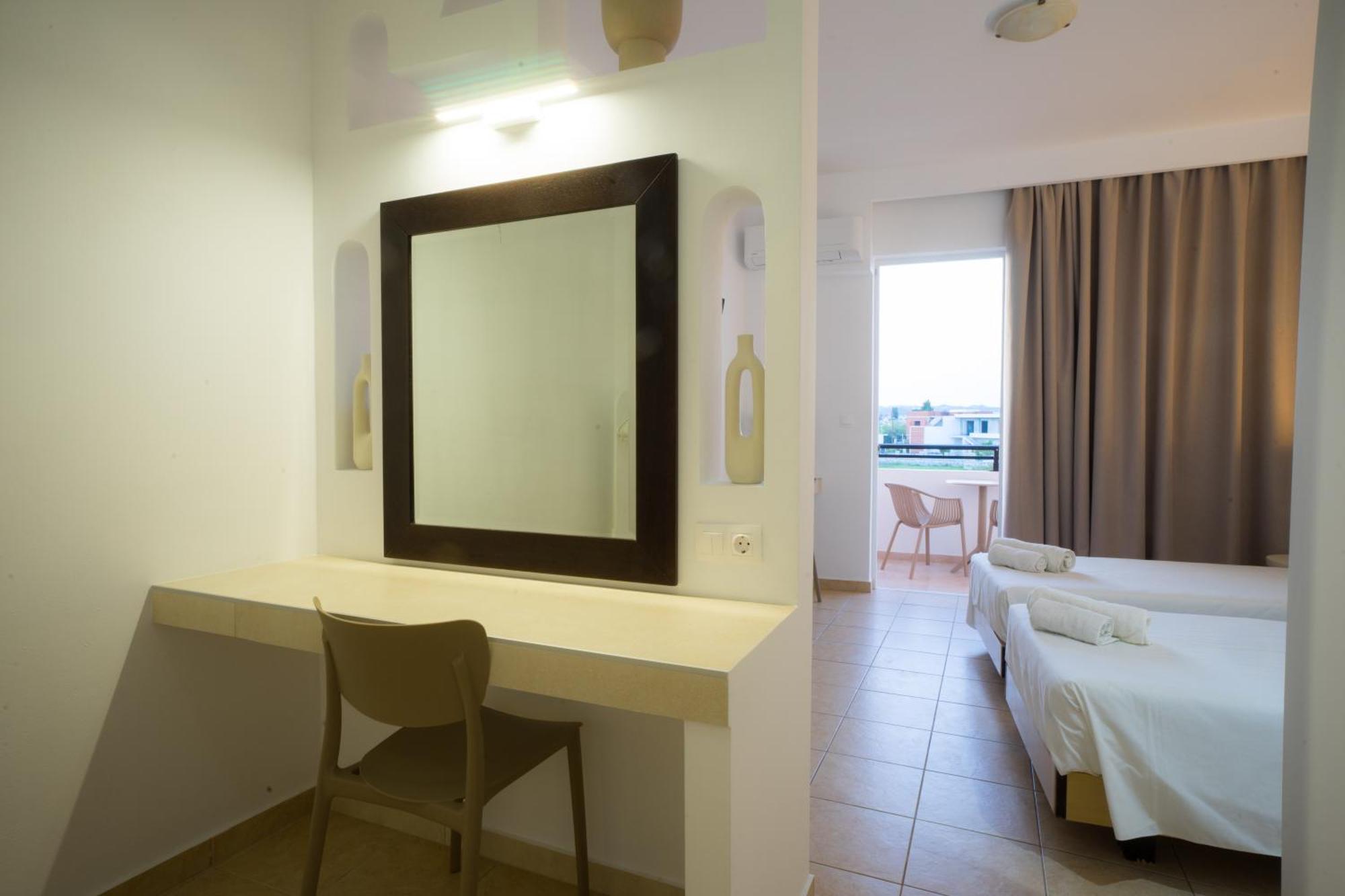 Diamond Apartments ファリラキ エクステリア 写真